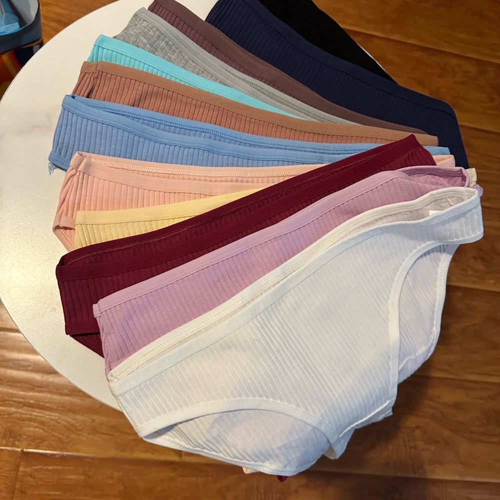 Colorful Ribbed Bikini Panties Set